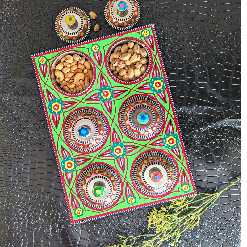 Sparkling Green Wooden Multi Purposes Truck-Art Tray
