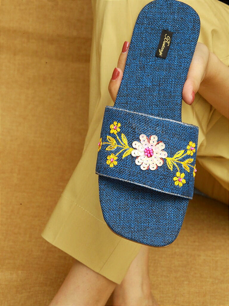 Saya Flat Sliders – Graceful Comfort, Effortless Glamour For Women