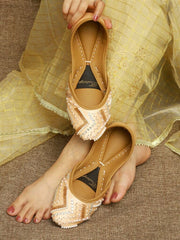 Raina | Handcrafted Embroidered Leather Khussa For Women