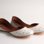 White Raw Silk Khussa– Pure, Elegant & One of a Kind For Women