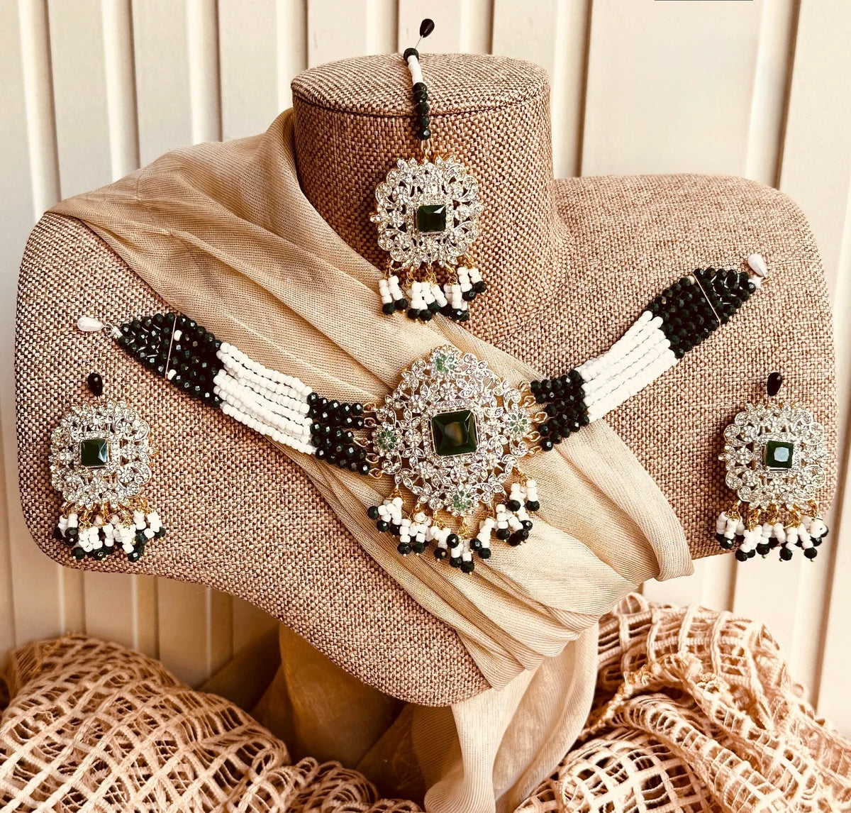 Opera Luxe Royal Choker Set For Women