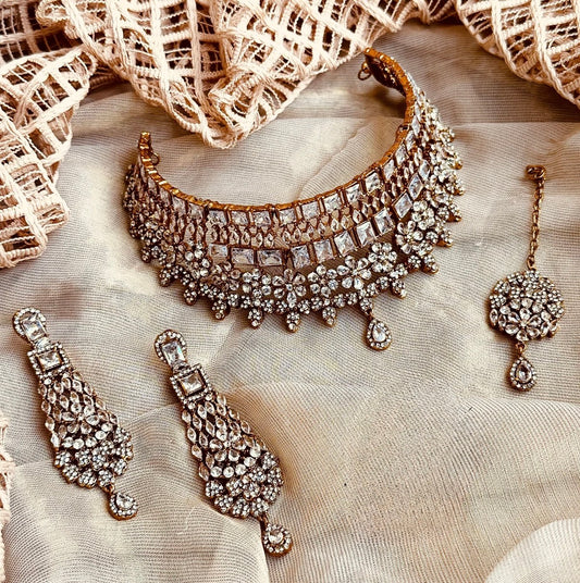 Elysia Royal Luxe Collar Set For Women