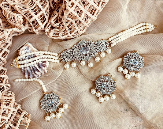 Cyra Royal Luxe Choker Set For Women
