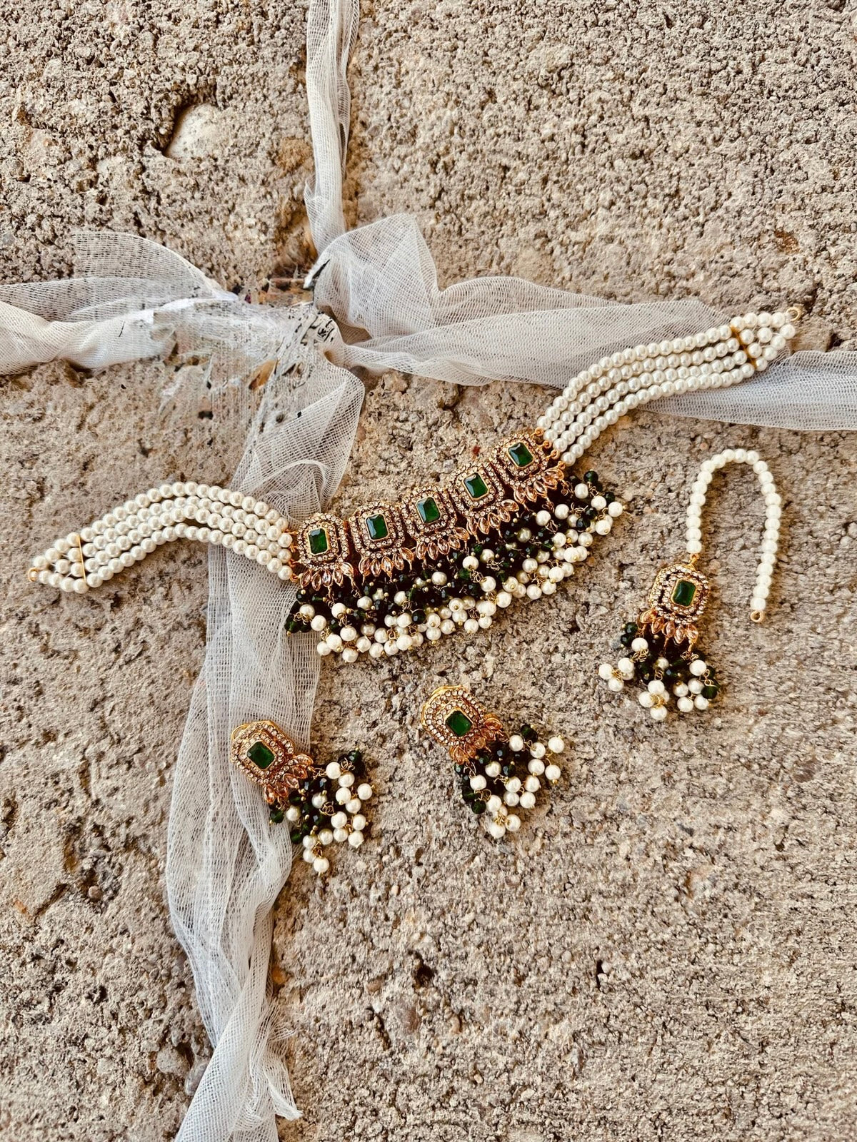 Naqsh-e-Jahan Royal Mughal Choker Set For Woman