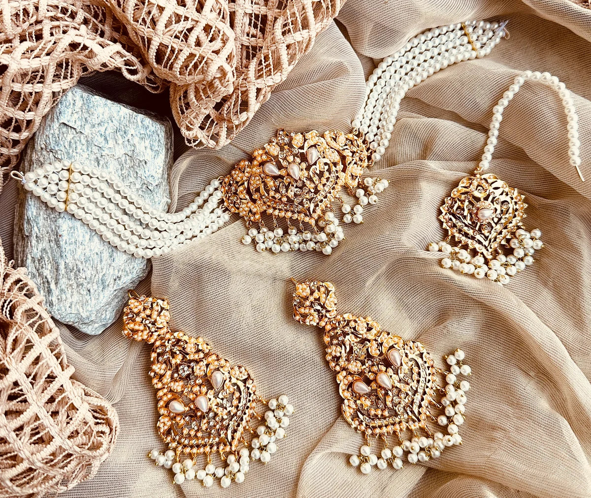 Jahanara Royal Pearl Choker Set For Woman