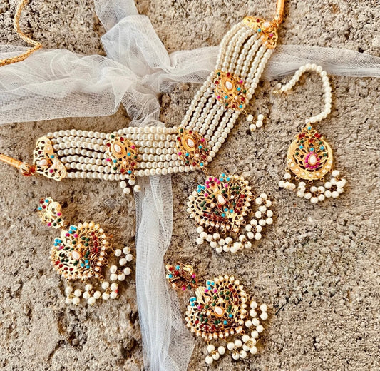 Hyderabadi Royal White Stone Choker Set For Woman