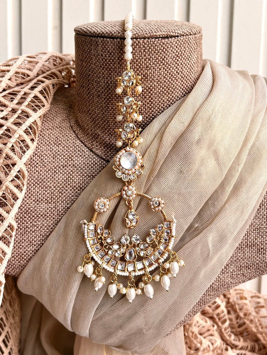 Siya Royal Traditional Tikka For Woman