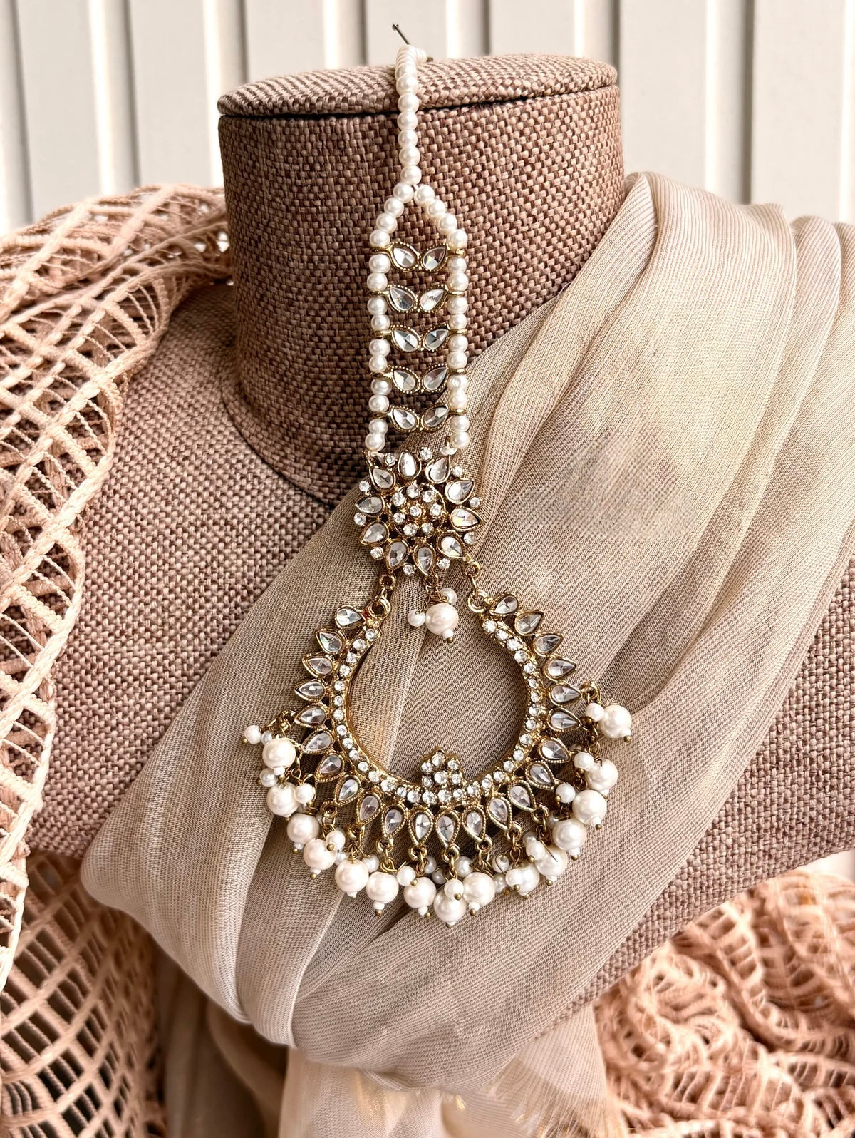 Kundan Heritage Royal Tikka For Woman