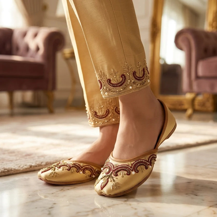 Heritage Charm Handcrafted Khussa For Women