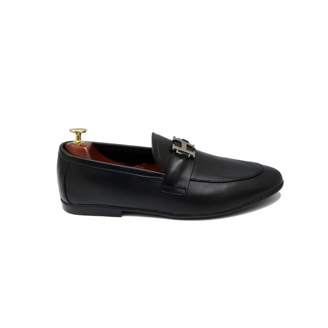 Black Leather Adorned With Silver Buckle Shoes For Men