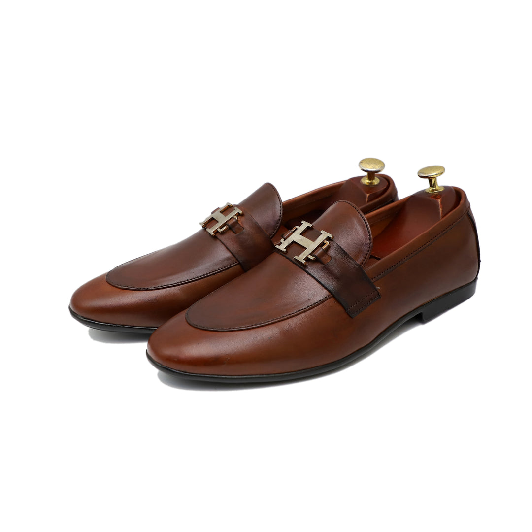 Brown Color Leather Adorned With Silver Buckle Shoes For Men