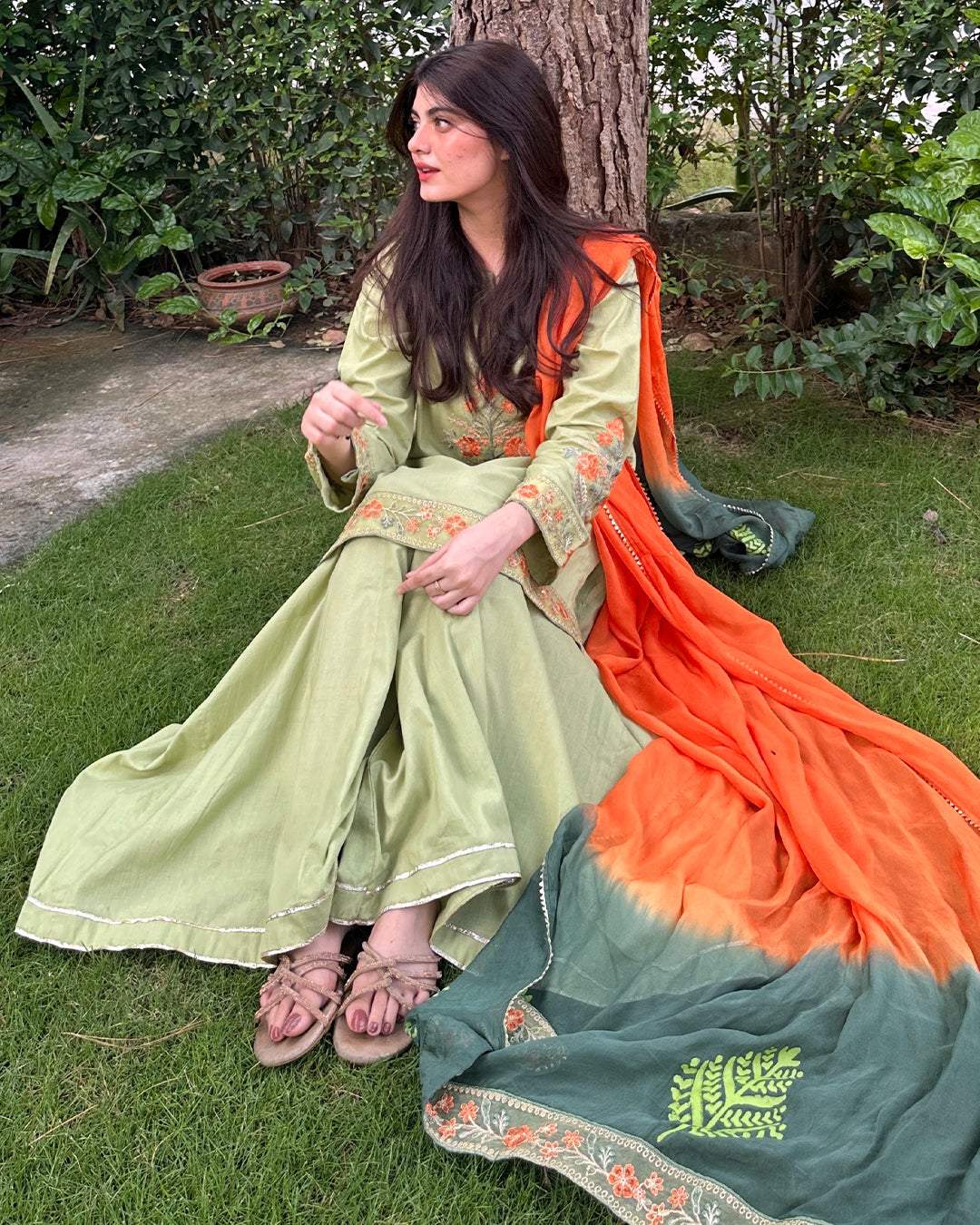 Embroidered Lawn 3-Piece Suit with Chiffon Dupatta For Women