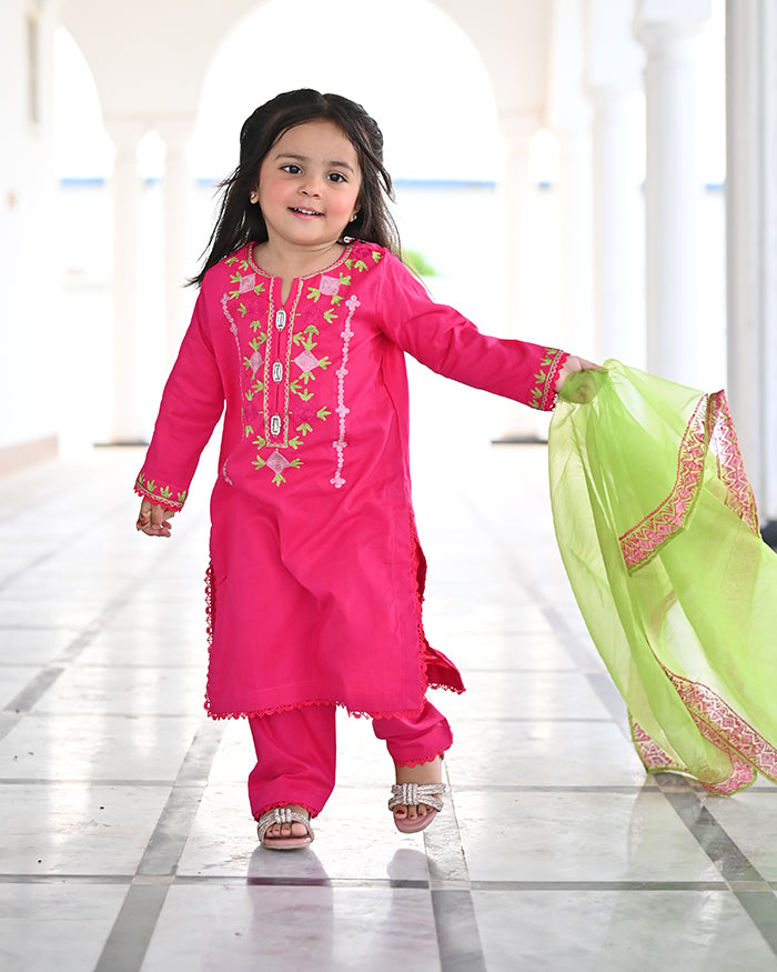 Elegant Embroidered Lawn 3-Piece Suit For Girls