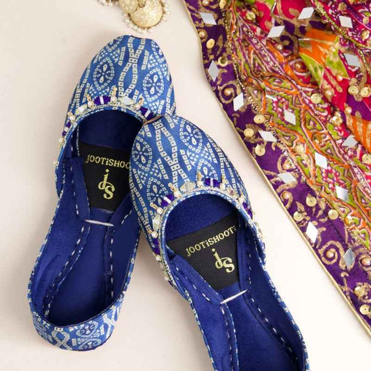 Bandhani Cobalt Green & Blue Mirror Work Khussa For Women