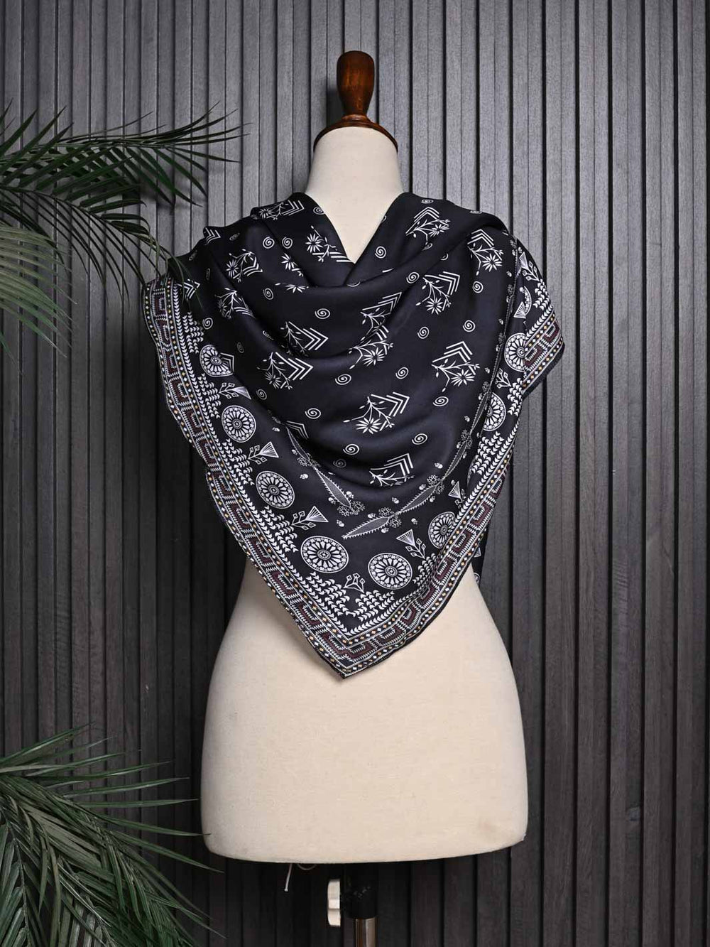 Rounaq Scarf – Timeless Elegance For Women