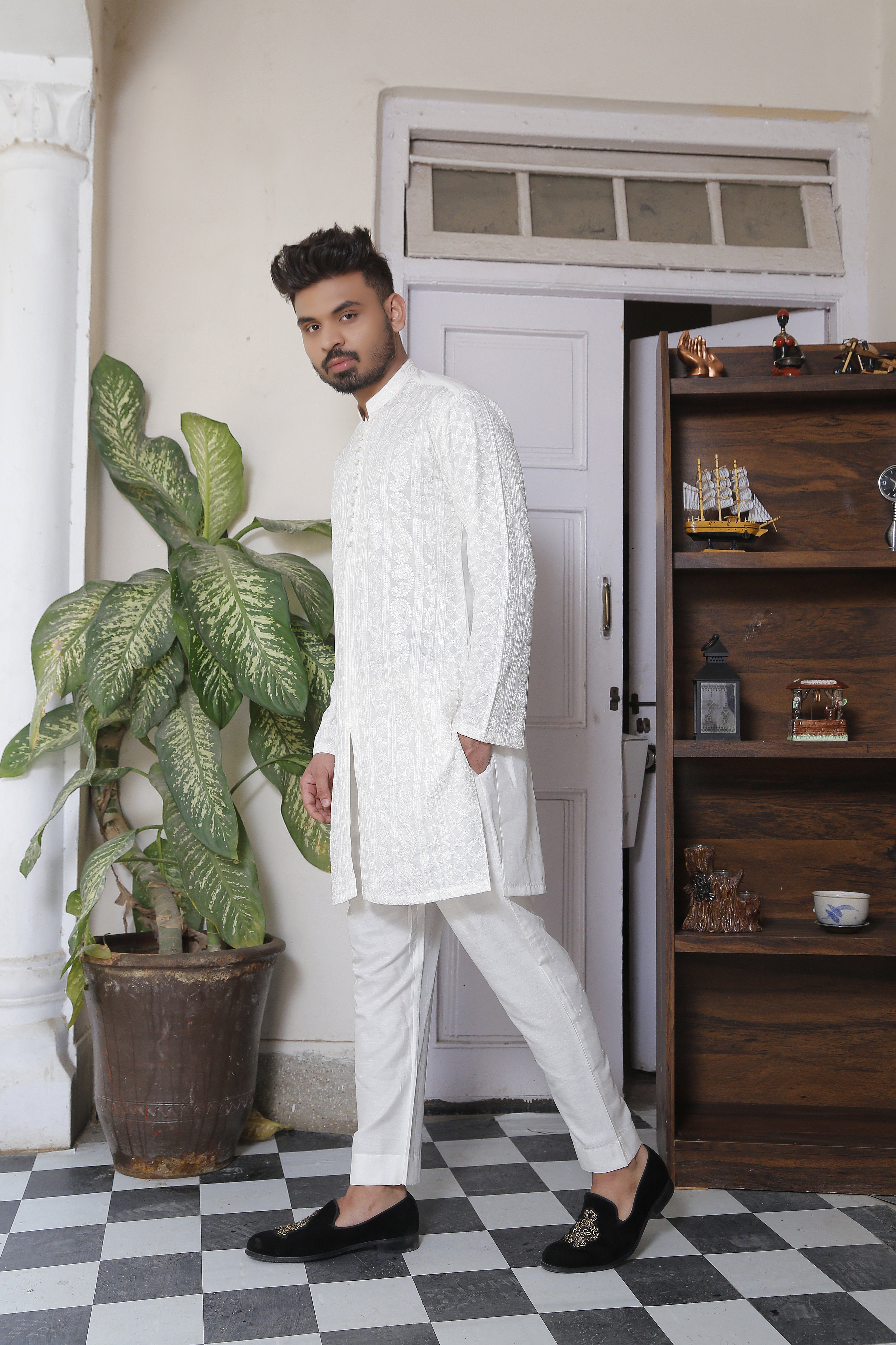 White Color Sherwani Style Chicken Kari Embroidered Kurta Pajama For Men