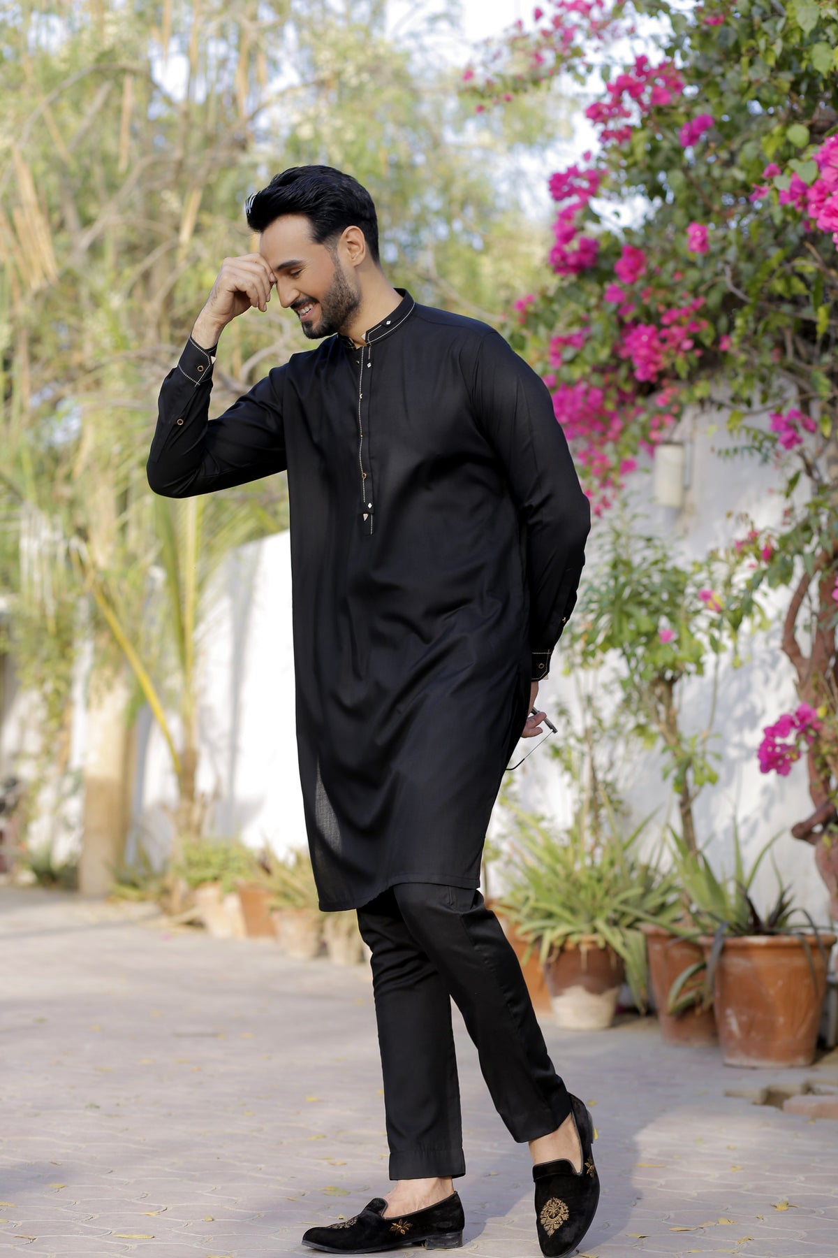 Black Color Embroidered Kurta Pajama For Men