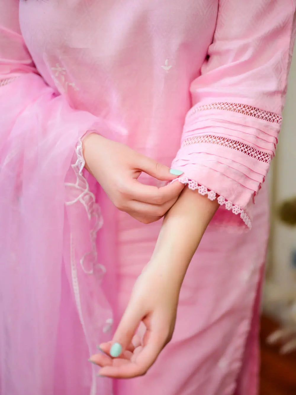 Pink Embroidered Jacquard 3-Piece Eid Suit For Women