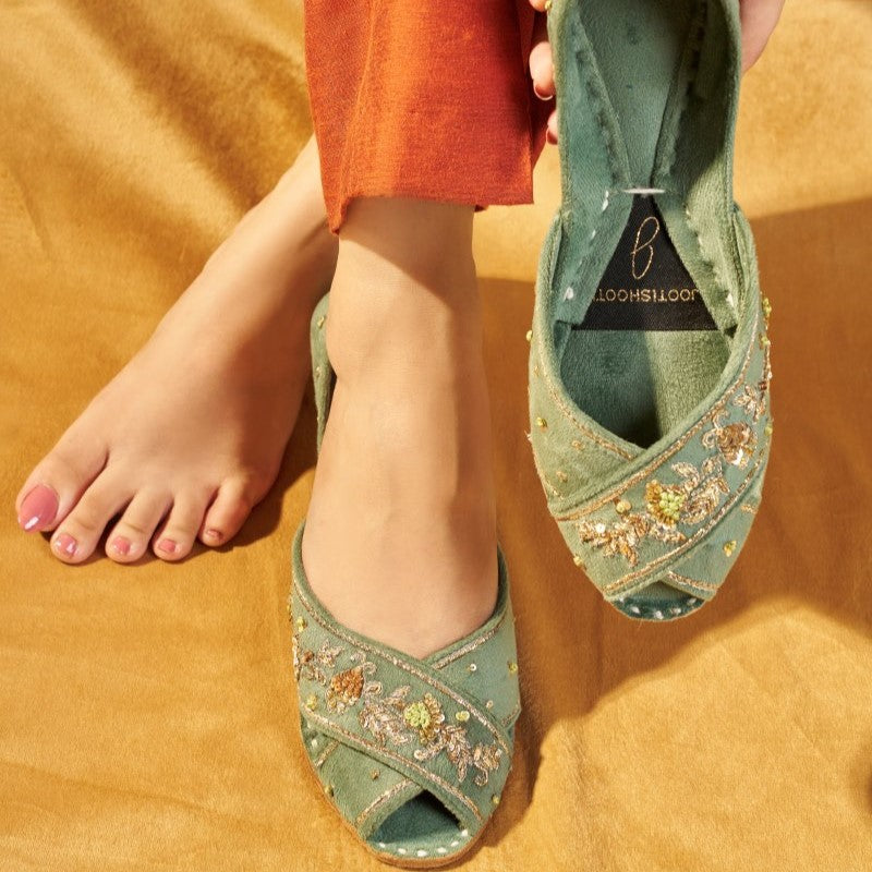 Zarine – Embroidered Green Peshawari Khussas with Gold & Green Floral Detailing For Women