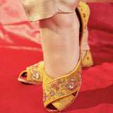 Yellow Peep-Toe Peshawari Khussas – A Bright Blend of Tradition & Style For Women