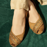 Virsa Peshawari Khussas – Camel Brown Elegance with Gold & Green Embroidery For Women