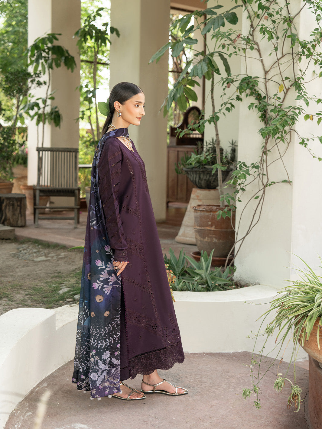 Mahjabeen – Luxury 3-Piece Embroidered Lawn Suit For Women