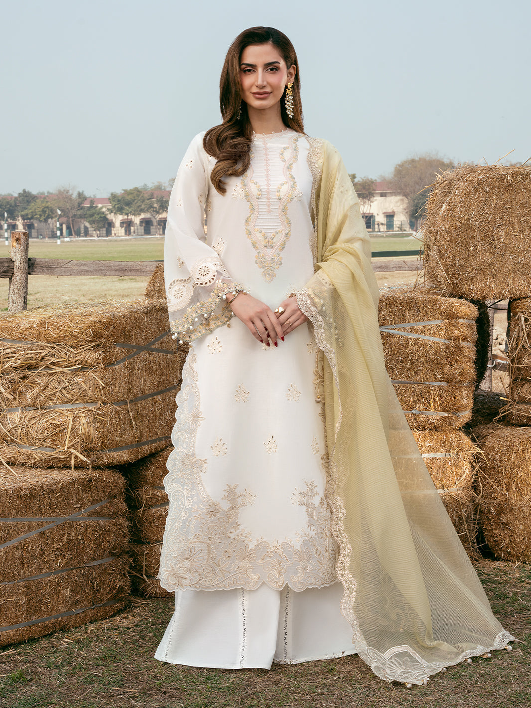 Mahrukh – Luxurious Festive Lawn Suit For Women