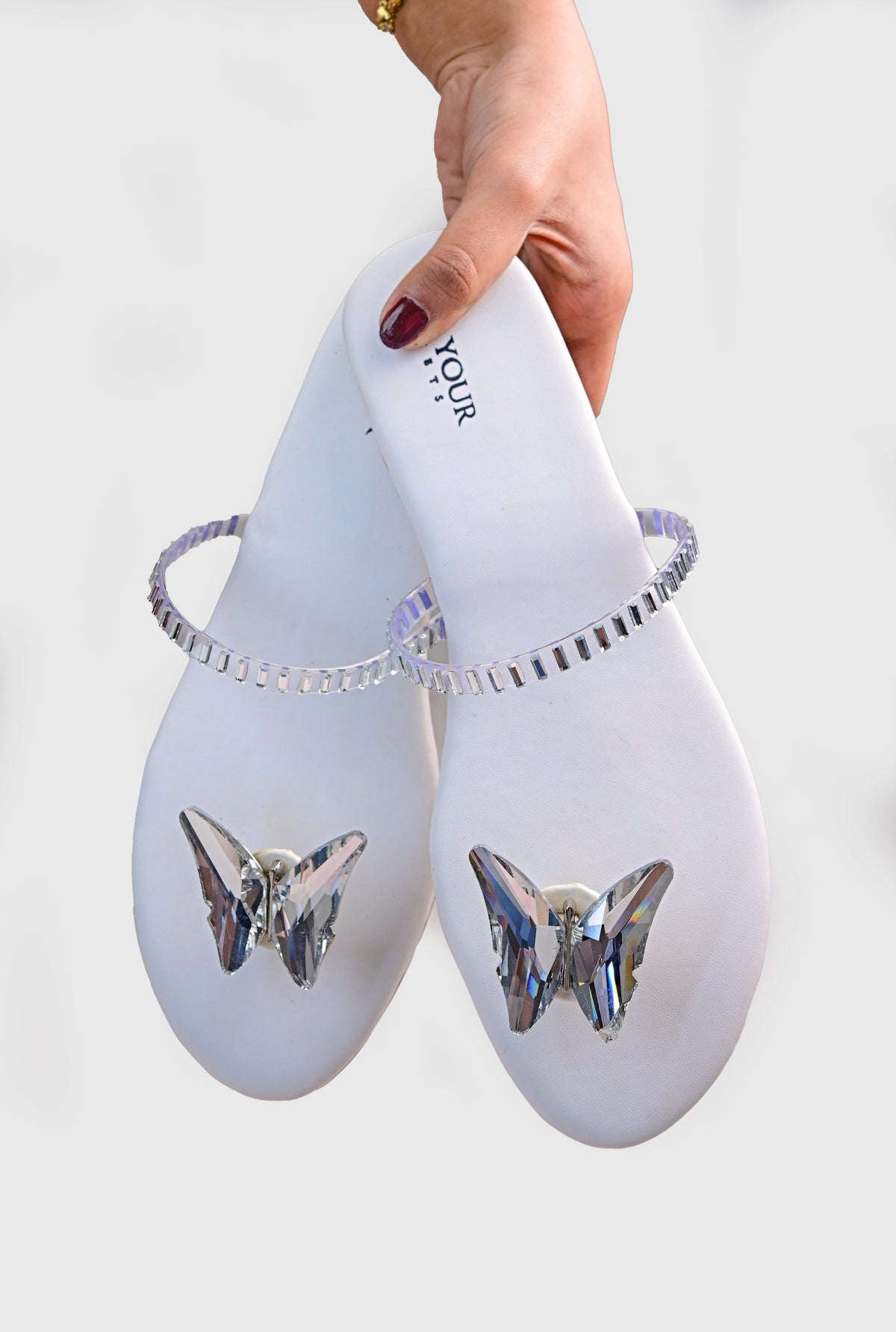 Butterfly Crystal Toe Ring Chappals – Handcrafted Comfort For Women