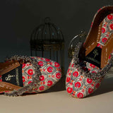 Pomegranate Lattice Khussa – Bold Tradition with Beaded Grace For Women