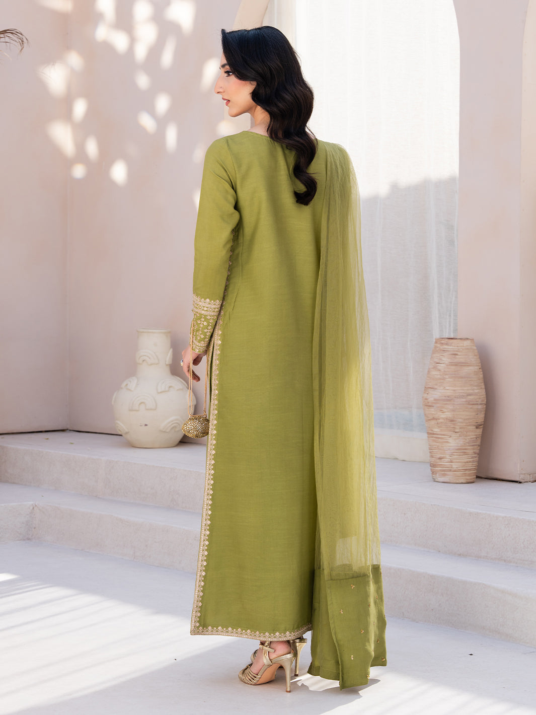 Viresta – Modern Grace in Timeless Rawsilk For Women