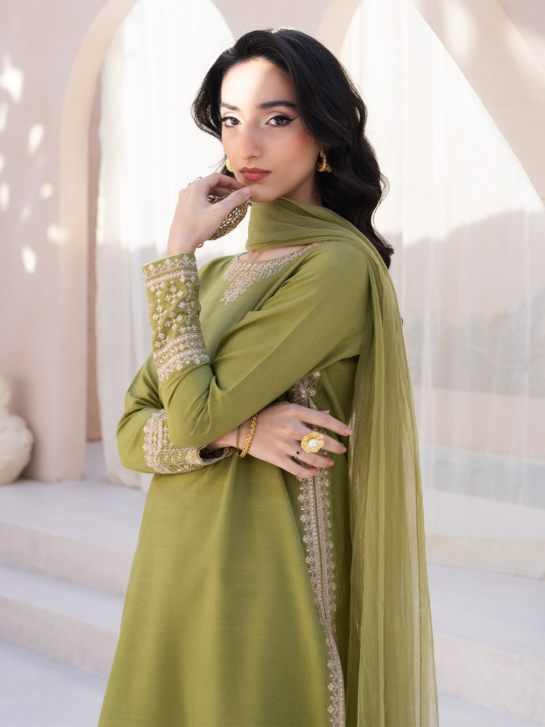 Viresta – Modern Grace in Timeless Rawsilk For Women