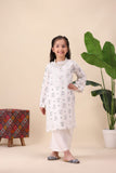 Girls White Embroidered Suit with Lace Details – Fresh and Elegant For Girls