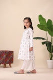 Girls White Embroidered Suit with Lace Details – Fresh and Elegant For Girls