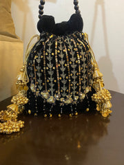 BLACK VELVET BATWA – A Nighttime Showstopper For Bridal/Wedding