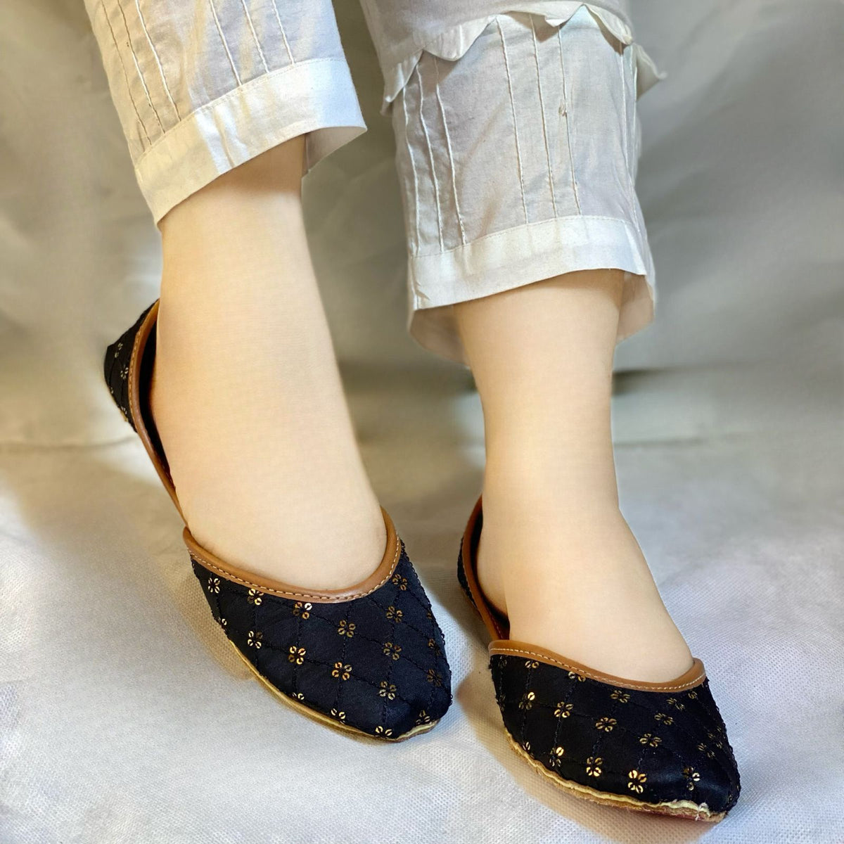 Stylish Khussa with Golden Stars - Green, Golden, Black Options For Women