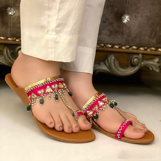 Pink Kolapuri – Daily Comfort in Style For Women