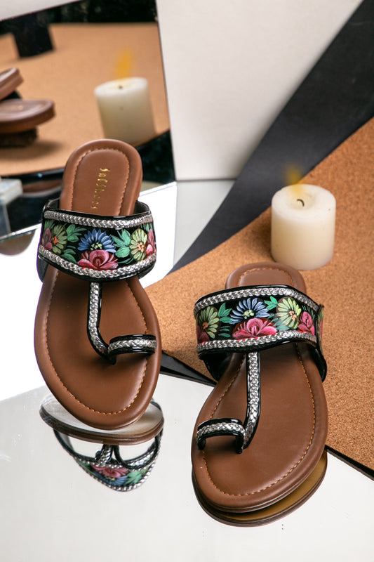 Timeless Elegance – Black Hand-Painted Kolhapuri Sandals For Women