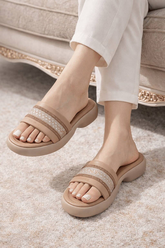 Serene Softie Gold & Black Slides – Elegant Comfort Wear For Women