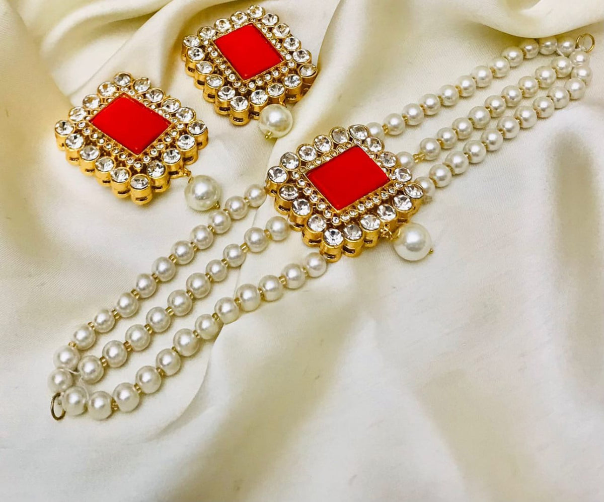 MARIYA Black, Red, And Pearl Choker: Sophisticated Elegance