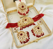 ALMAS Kundan Necklace: Antique Elegance
