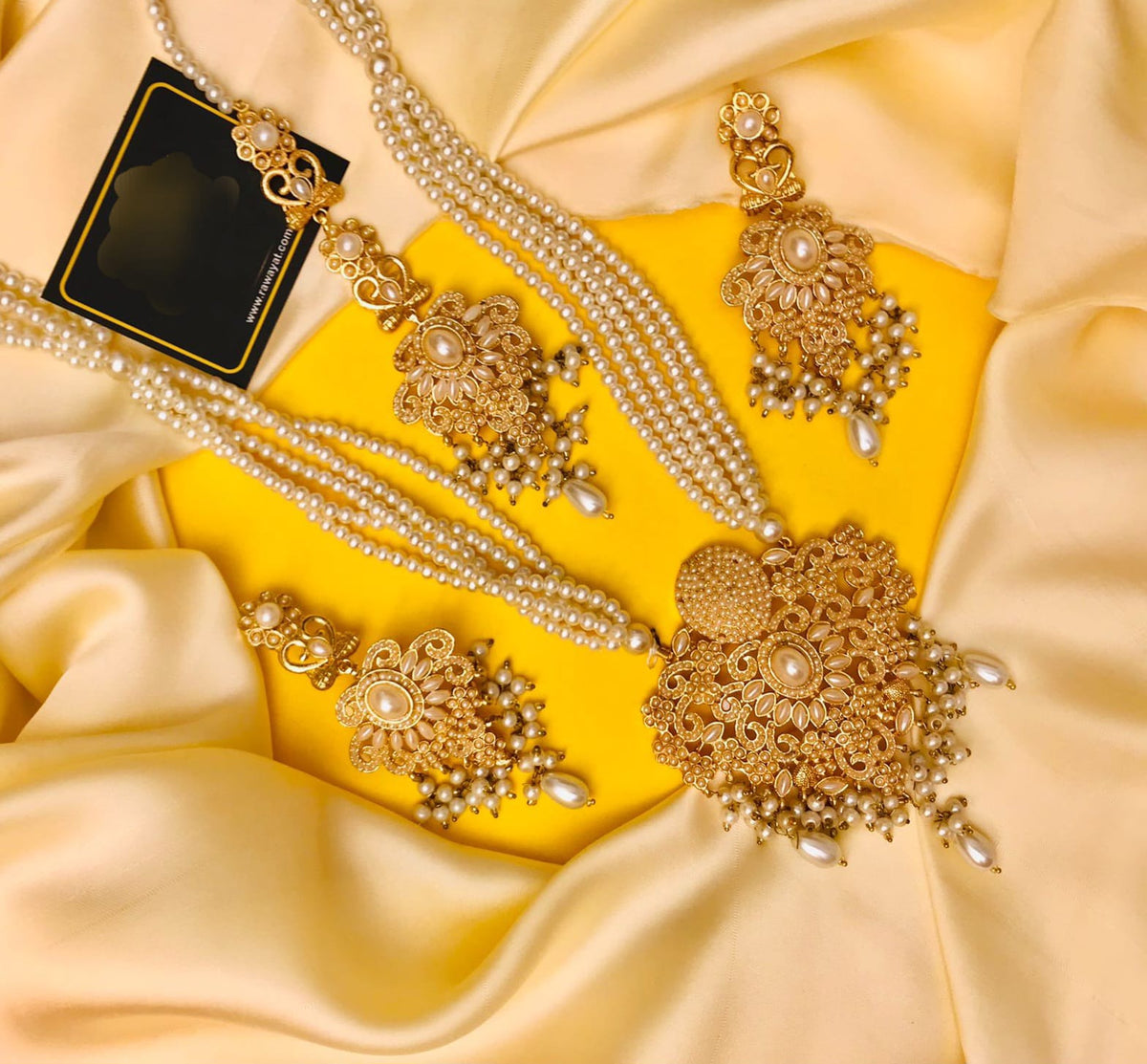Farzeen Mala Set: Stunning Mala in Pearl, Golden, Black, and Maroon