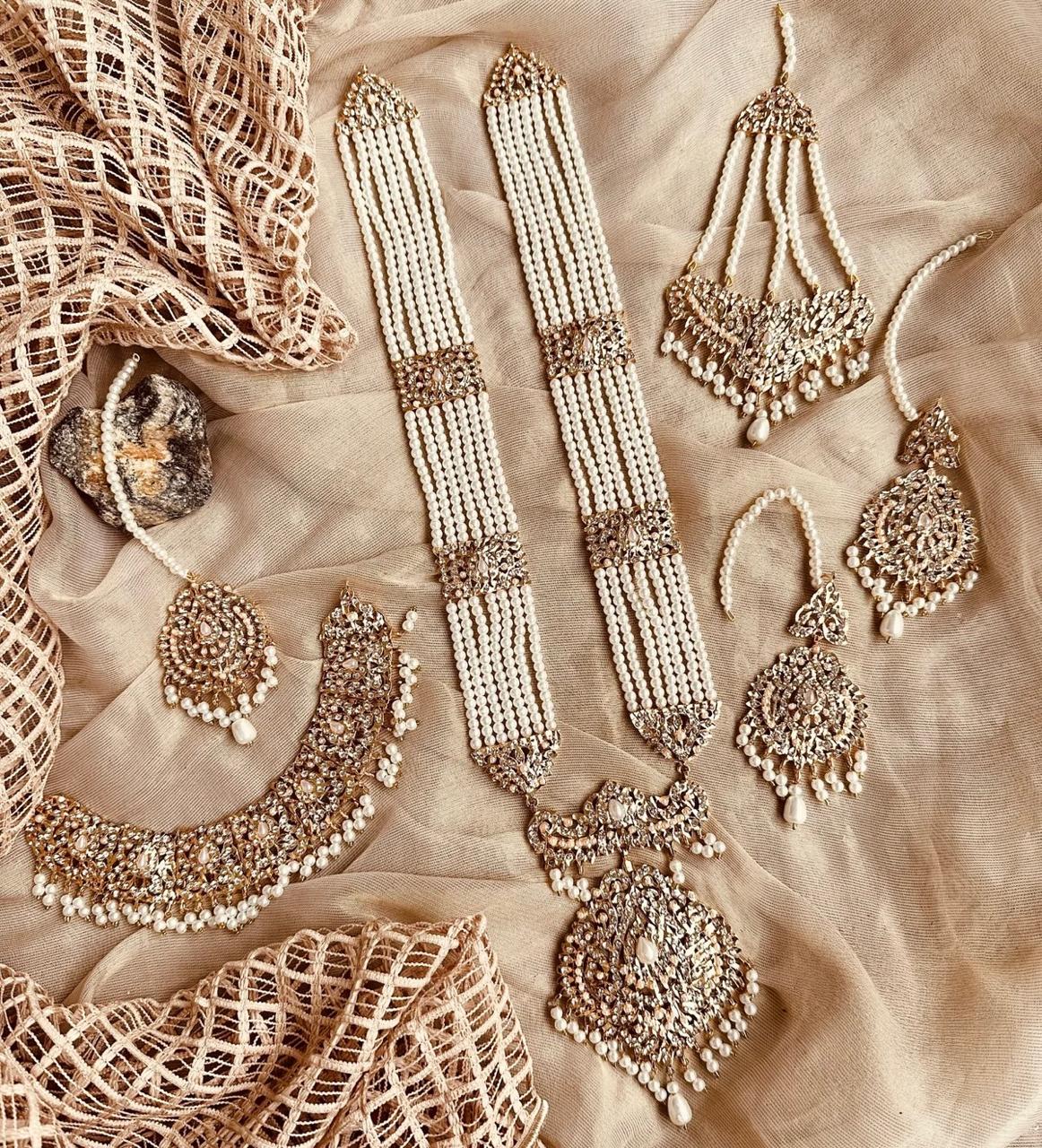 Bahaar-e-Hyderabad Royal Bridal Jewellery Set For Women
