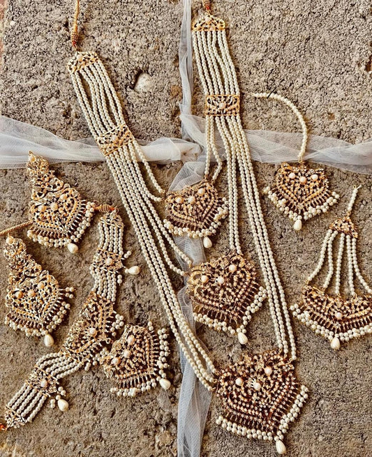 Hyderabadi Royal 3-Layered Bridal Jewellery Set For Women