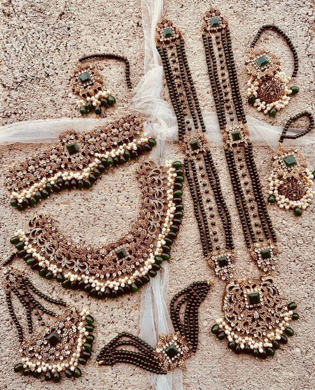 Zeenat-e-Dulhan Royal Bridal Set For Women
