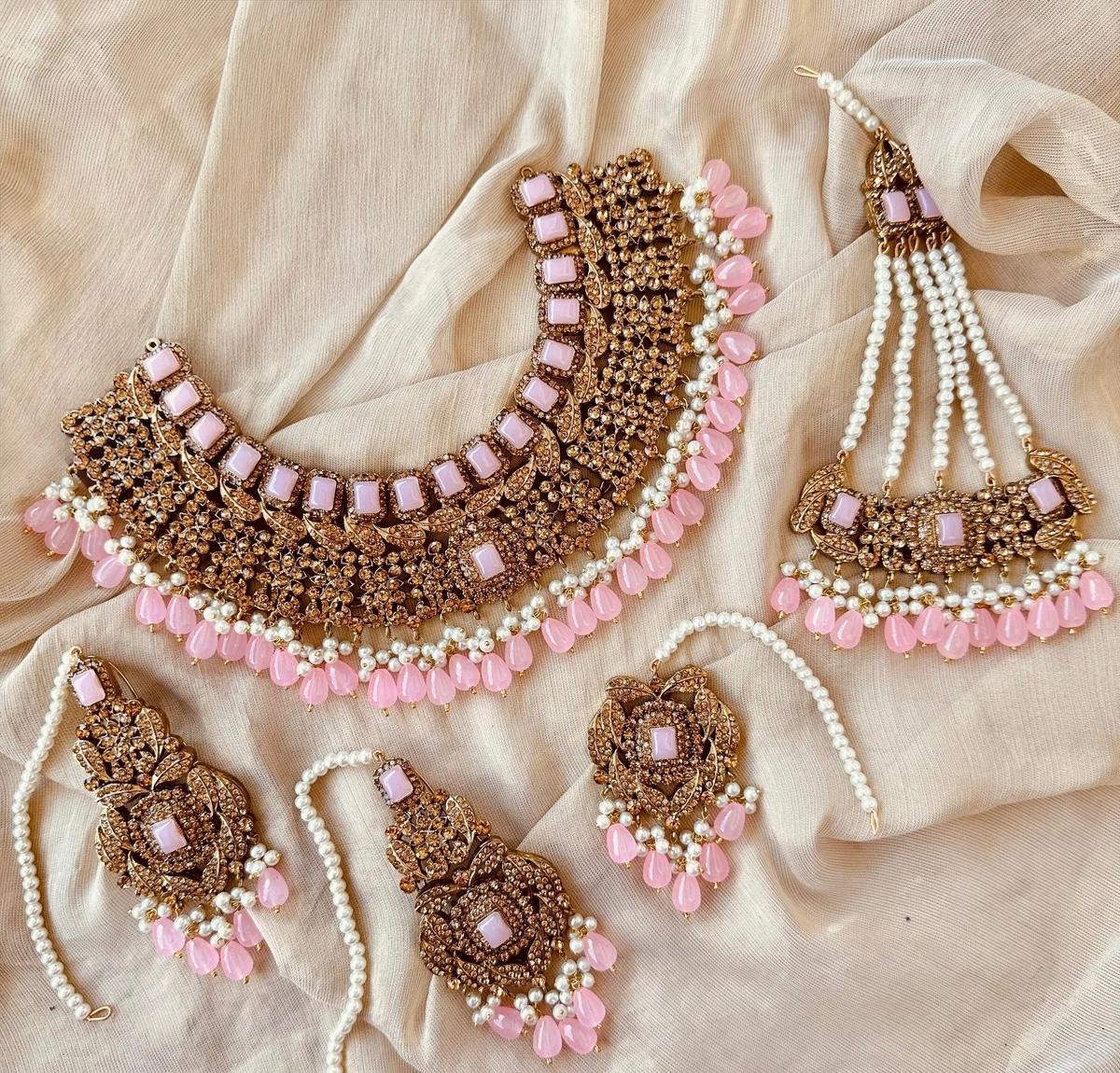 The Imperial Heirloom Bridal Set For Women