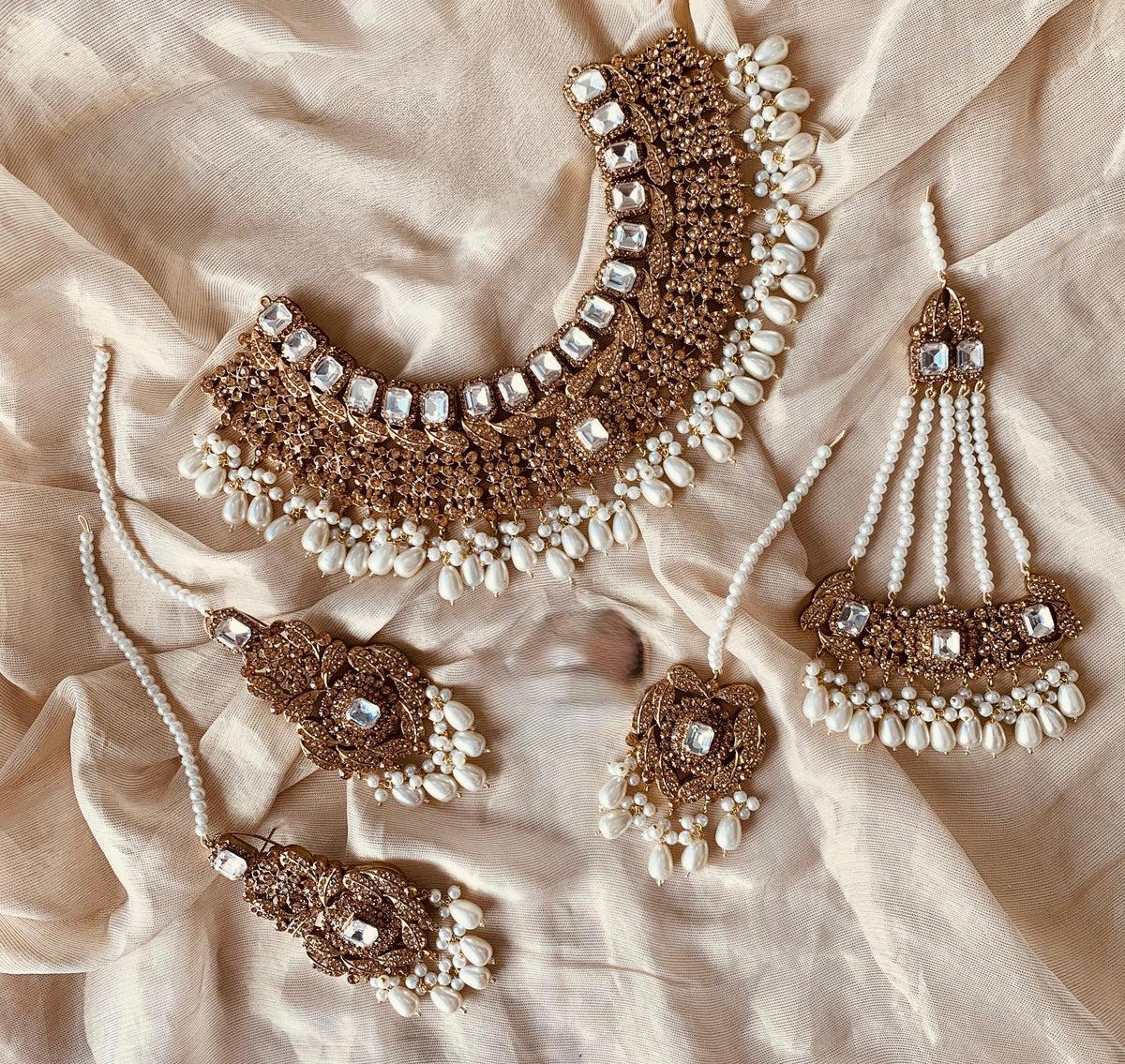 The Imperial Heirloom Bridal Set For Women