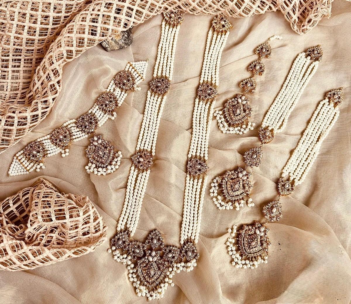 Tajwar Royal Bridal Jewellery Set For Women