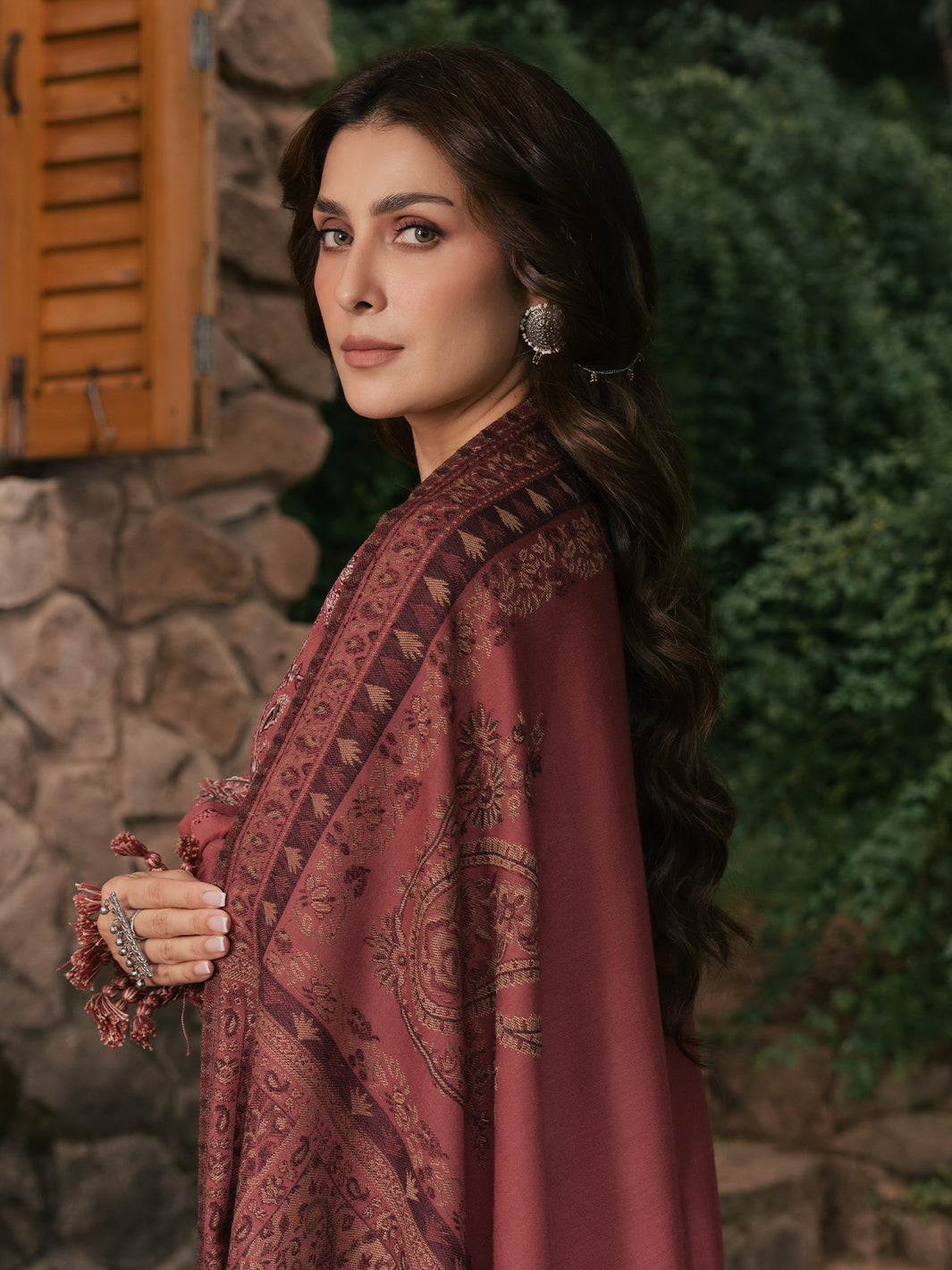 Zeba – Dusty Rose Embroidered Winter Suit For Women