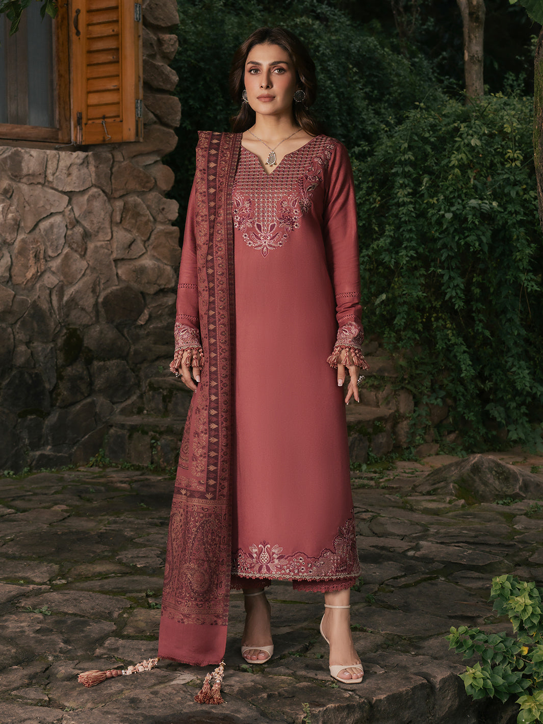Zeba – Dusty Rose Embroidered Winter Suit For Women