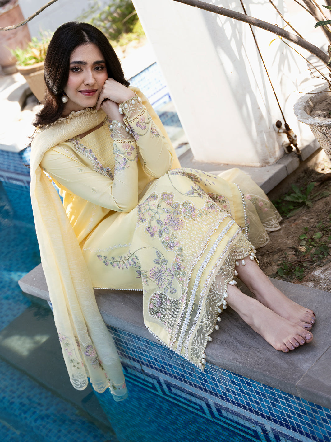 Safa – Powder Pink Luxury Embroidered Lawn Ensemble Unstitched Lawn Suit  For Women